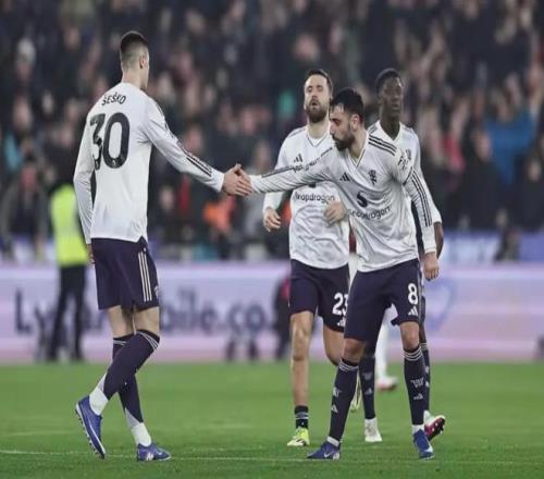 伊萨克赛场,遭遇恶意绊,利物浦球迷,凯发娱乐,凯发娱乐下载,凯发娱乐官网,凯发娱乐入口,凯发娱乐登录,凯发娱乐链接