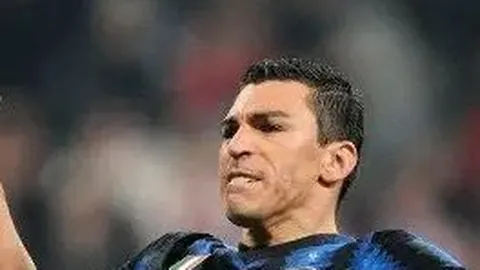 国奥迎战伊朗：杨立瑜陈彬彬轮休，周俊辰登场亮相